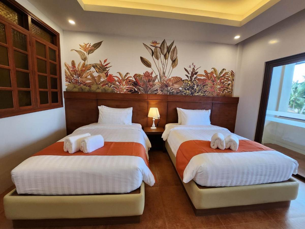 Costa Celine Beach Resort Kinablangan Ngoại thất bức ảnh