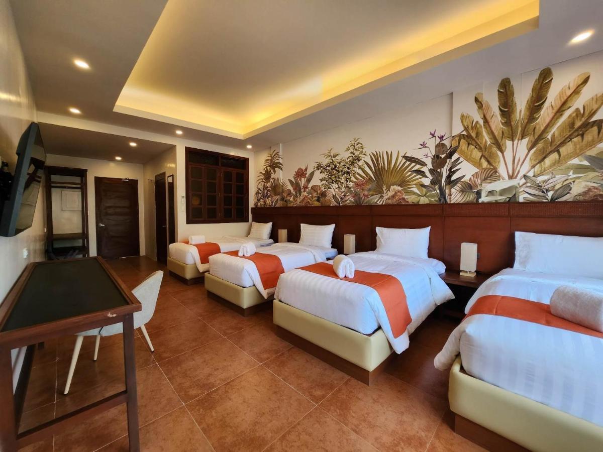 Costa Celine Beach Resort Kinablangan Ngoại thất bức ảnh